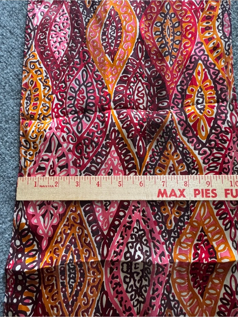 Jones New York Silk Oblong Scarf Pink Burgundy Geometric Tribal Print 59.5”